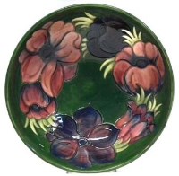 Lot 186 - Moorcroft anemone bowl.