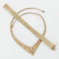 Lot 270 - 9 carat gold tri-coloured necklace and a similar bracelet