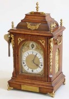 Lot 491 - Oak bracket clock.