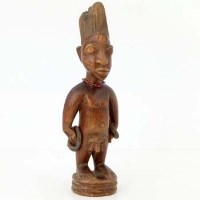 Lot 136 - Yoruba ibeji figure, slight traces of indigo and