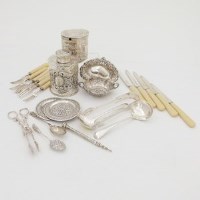 Lot 257 - Group lot of silver items