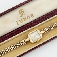 Lot 293 - 9ct gold Tudor lady's wristwatch, dated 1956.