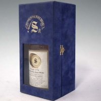 Lot 31 - Vintage 1976 Islay single malt Scotch Whiskey, number 98 of 282 distilled at Port Ellen with presentation box.