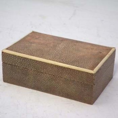 Lot 41 20th century cigarette box