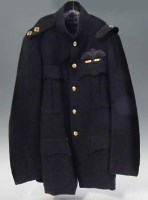 Lot 104 - WW1 pilots jacket belonging to Reginald Musgrave, learnt to fly in Egypt in 1917, Morris Farman and also flew Bristol Fighter, was in France 1918, inv