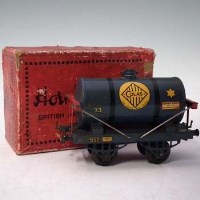 Lot 138 - Hornby Bitumen tank wagon colas with red brackets.