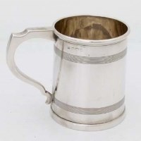 Lot 289 - Silver cylindrical mug