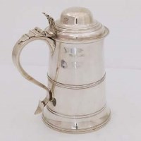 Lot 336 - George III tankard