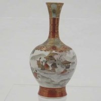 Lot 110 - Kutani porcelain bottle vase.