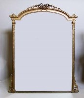 Lot 531 - Large gilt framed mirror.
