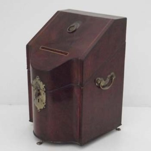Lot 28 - George III mahogany knife box.