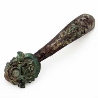 Lot 124 - Chinese bronze ruyi sceptre