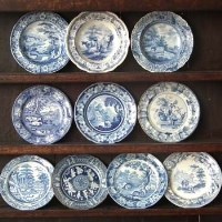 Lot 209 - Seven blue transfer plates and three bowls