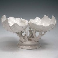 Lot 300 - Large Wedgwood shell dish circa 1895   the two