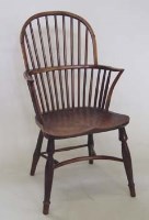 Lot 790 - Yew and elm bow back Windsor chair
