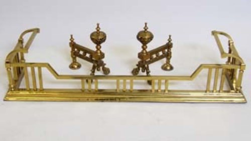 Lot 28 - Edwardian brass fire kerb of square section rails