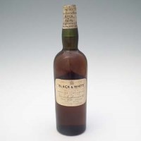 Lot 44 - 'Black & White' 1941 Scotch Whisky.
