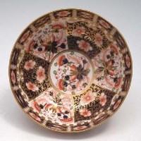 Lot 145 - Crown Derby bowl decorated with pattern 6299.
