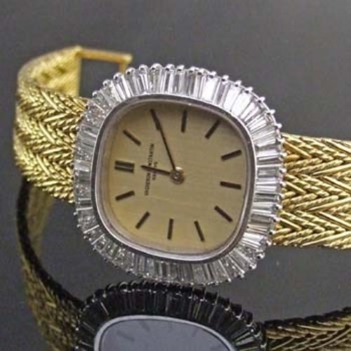 Lot 385 - An 18ct gold diamond Vacheron Constantin wristwatch