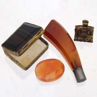 Lot 34 - Four pieces of agate.