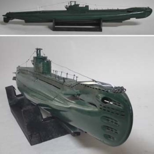 Lot 136 - Romote control J class model submarine.
