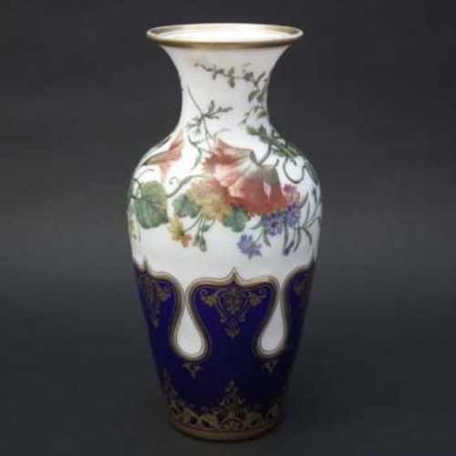 Lot 142 - Blue overlay glass vase