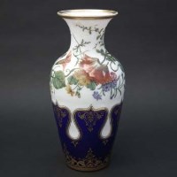 Lot 142 - Blue overlay glass vase
