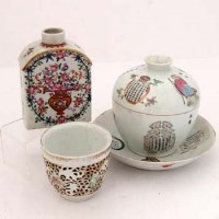 Lot 181 - Chinese famille rose ricebowl cover and saucer, seal mark of Daoguang; mandarin palette tea jar (no st