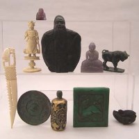 Lot 206 - Collection of oriental items.