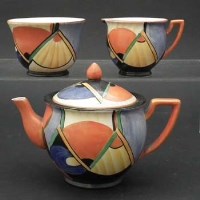 Lot 324 - Crown Devon three piece teaset