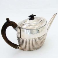 Lot 382 - Silver teapot by Peter & Ann Bateman.