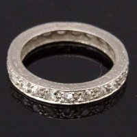 Lot 431 - Diamond eternity ring