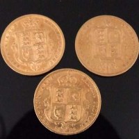 Lot 482 - Three Victoria half sovereigns.