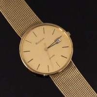 Lot 529 - Bulova gentlemans gold wrist watch.