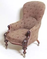 Lot 916 - Victorian spoon back easy chair