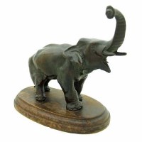 Lot 2 - Bronze elephant sculpture.