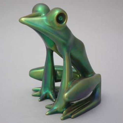 Lot 214 - Zsolnay Pecs frog