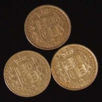 Lot 238 - Three Victoria young head sovereigns, 1843, 1850