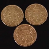 Lot 239 - Three Victoria young head sovereigns, 1860, 1861, 1863 (3)