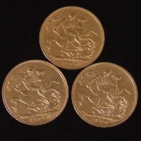 Lot 246 - Three Edward VII sovereigns, 1904, 1906, 1907 (3)