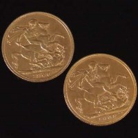 Lot 247 - Two Edward VII Perth mint sovereigns, 1906
