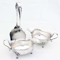 Lot 333 - Pair of silver sauce boats and a pair of