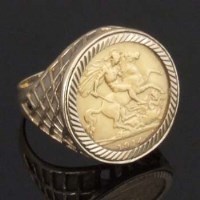 Lot 288 - Half-sovereign in 9ct gold ring mount