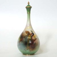 Lot 633 - Worcester Peacock Vase by R Lewis