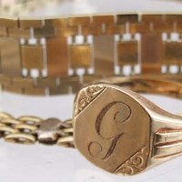 Lot 258 - 9ct three-colour gold bracelet, a similar
