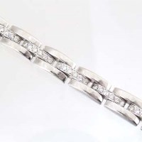 Lot 301 - An 18ct gold diamond bracelet by David M Robinson