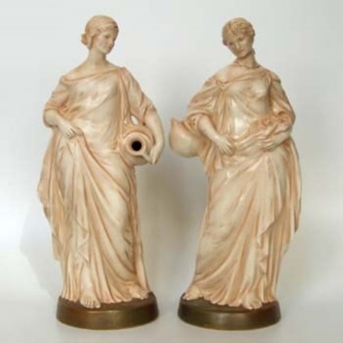 Lot 539 - Pair of Crown Devon Figures
