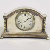 Lot 177 - Silver plated mantel clock