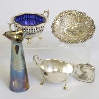 Lot 200 - Pierced silver nut dish plus other items
