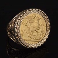 Lot 220 - Gold sovereign ring, 1905